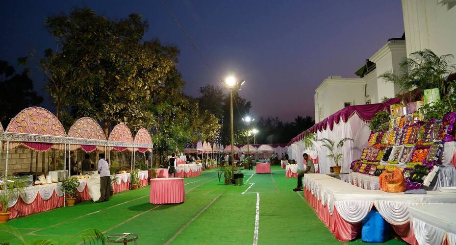 Poppys Vista Hotel, Tirupur 4